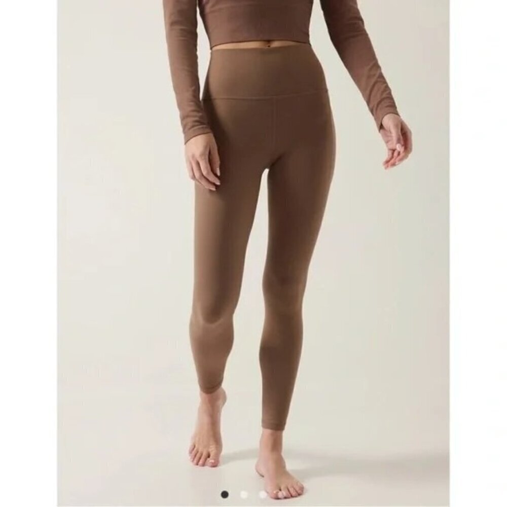 Athleta Salutation Stash Tight Light Brown Xl Leggings